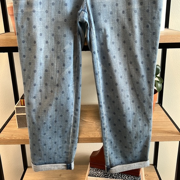 Chico's High-Rise The So Slimming Girlfriend Slim Leg Crop Polka Dot Jean, 12 - Picture 3 of 10